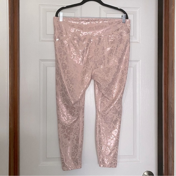Fabletics PureLux foil print leggings - Picture 3 of 5